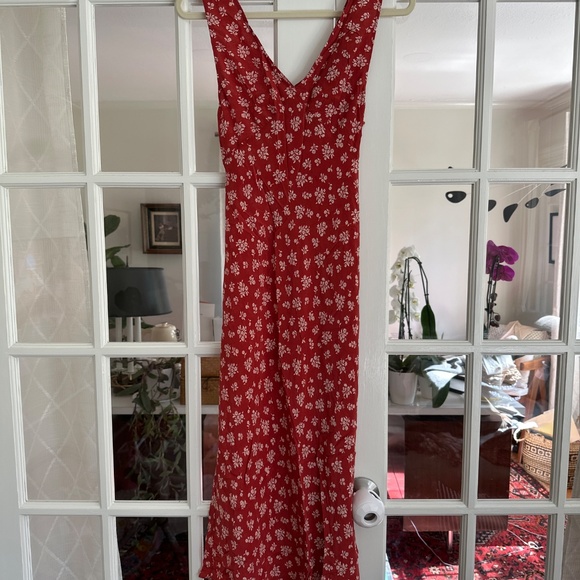 Realisation Par Red Floral Midi Dress - Picture 2 of 5